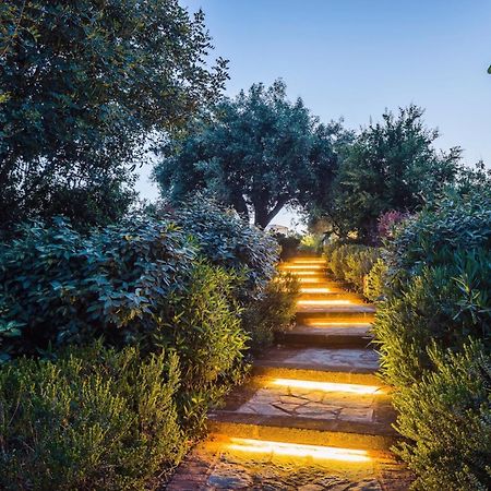 Vrysomylos Vromonérion Екстериор снимка