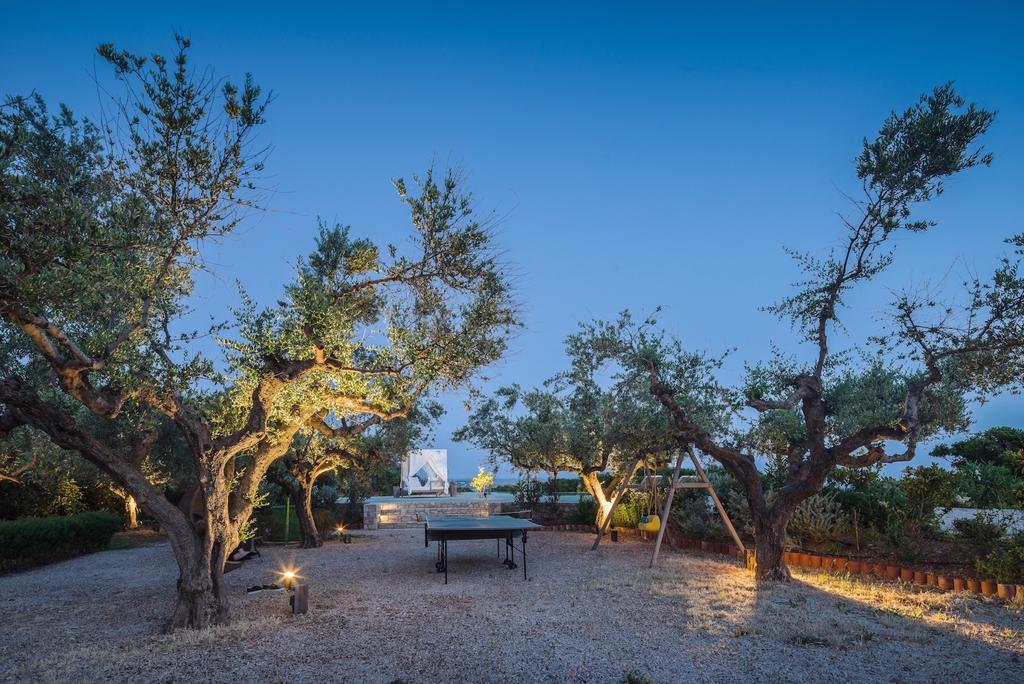 Vrysomylos Vromonérion Екстериор снимка