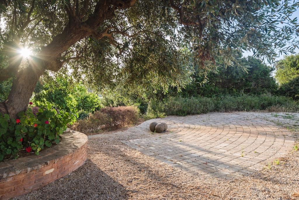 Vrysomylos Vromonérion Екстериор снимка