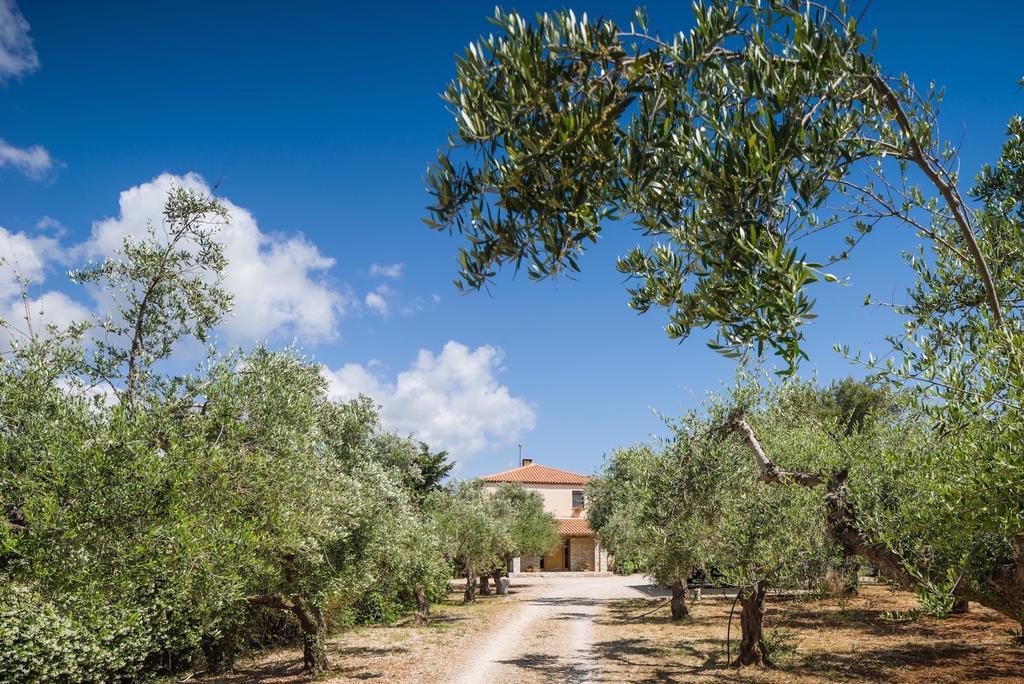 Vrysomylos Vromonérion Екстериор снимка